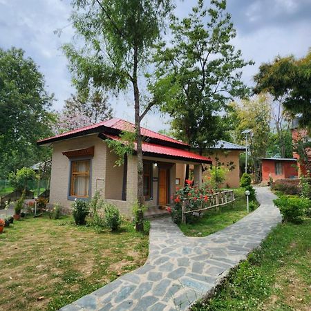 Namlang Resort Bīr Exteriér fotografie